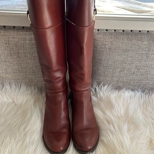 Alfani boots. Excellent preowned condition. Size 6